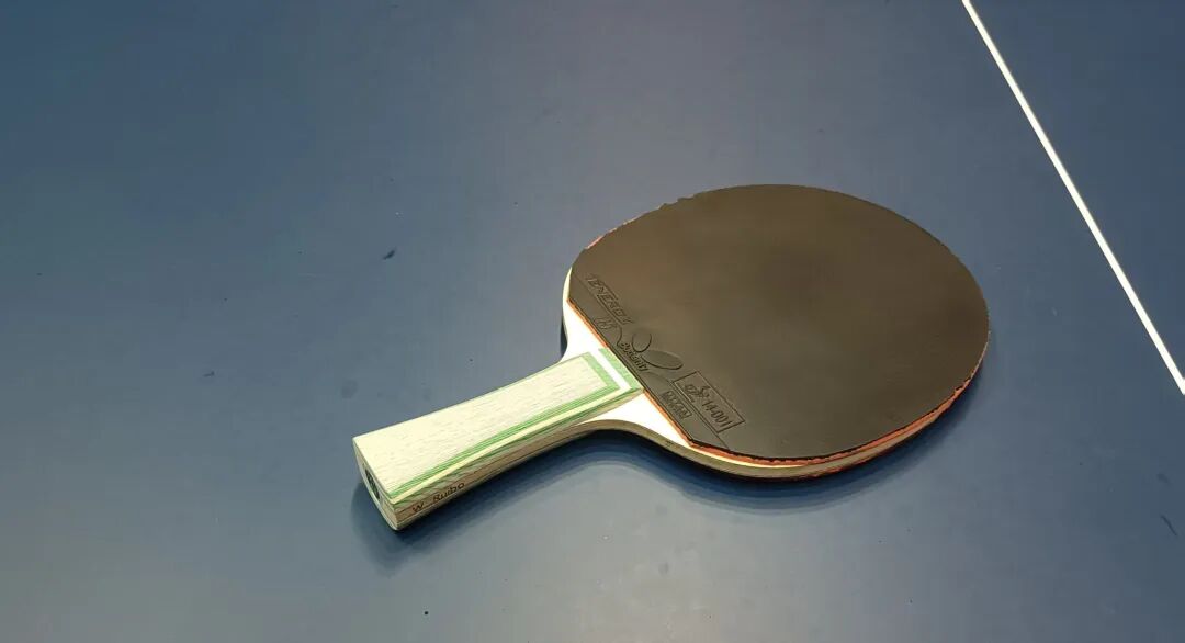 STIGA LUMA carbon blade final assessment view showing completed rubber setup
