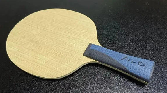 Yuya Oshima playing with Andro Core VCI blade and Nuzn 55 rubber combination